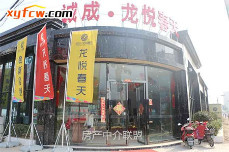 密州报社小区3室2厅1卫110m2精装修